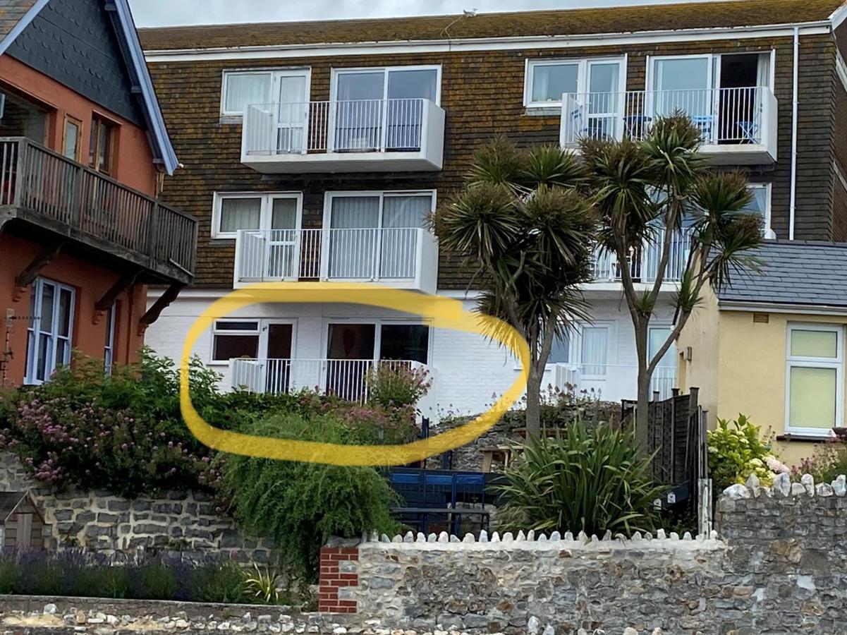 Vitamin Sea With A Sea View And Parking 莱姆里吉斯 外观 照片
